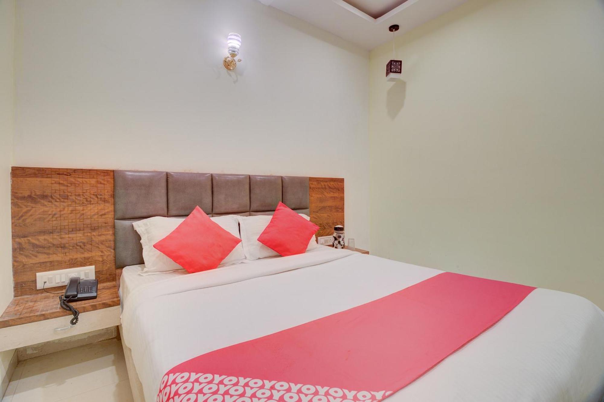 Hotel O Royal Orbit 孟买 外观 照片