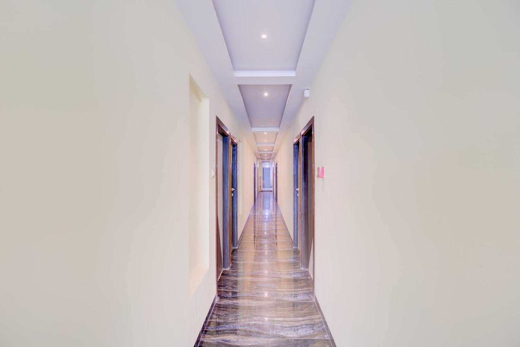 Hotel O Royal Orbit 孟买 外观 照片