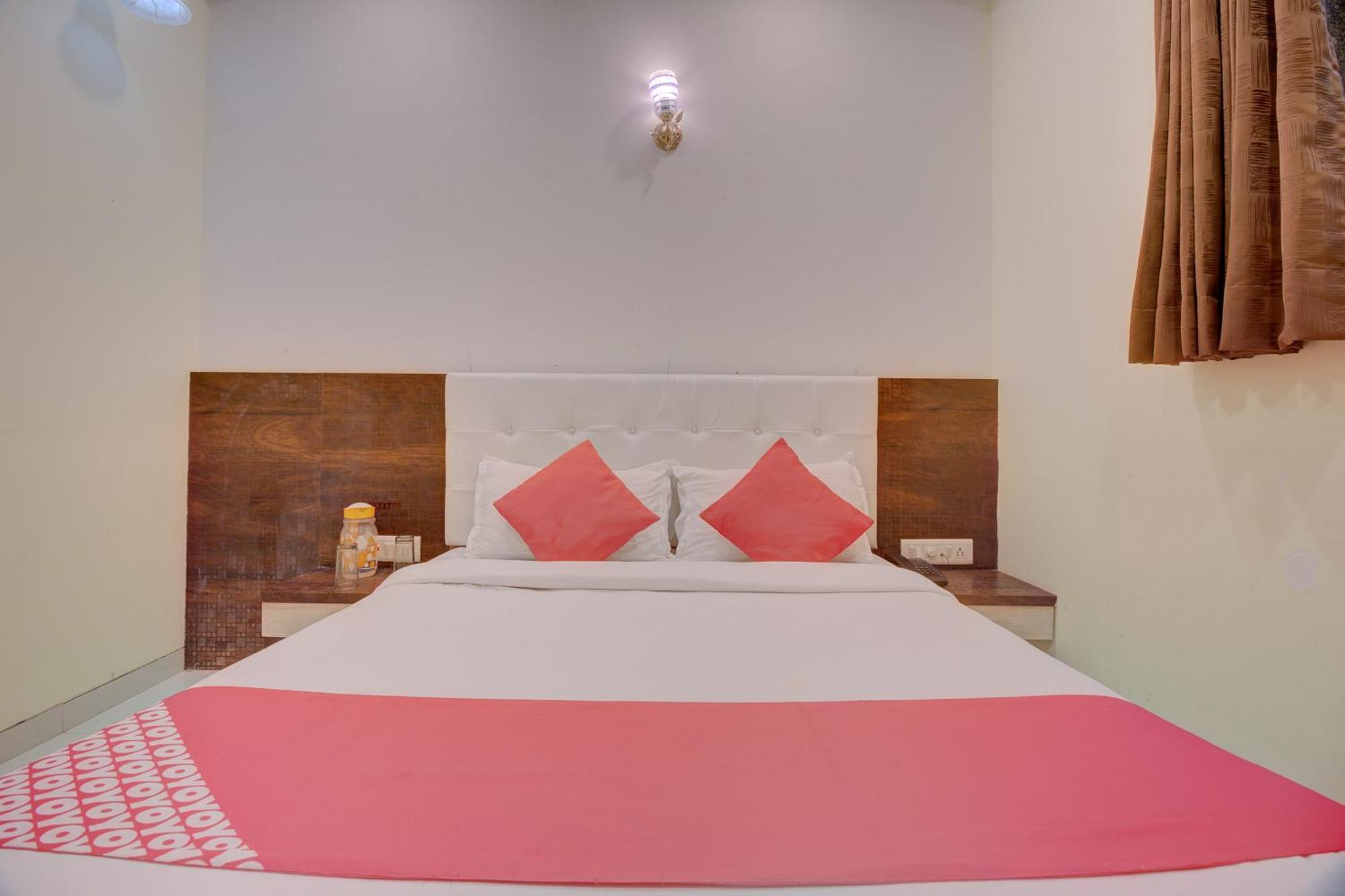 Hotel O Royal Orbit 孟买 外观 照片