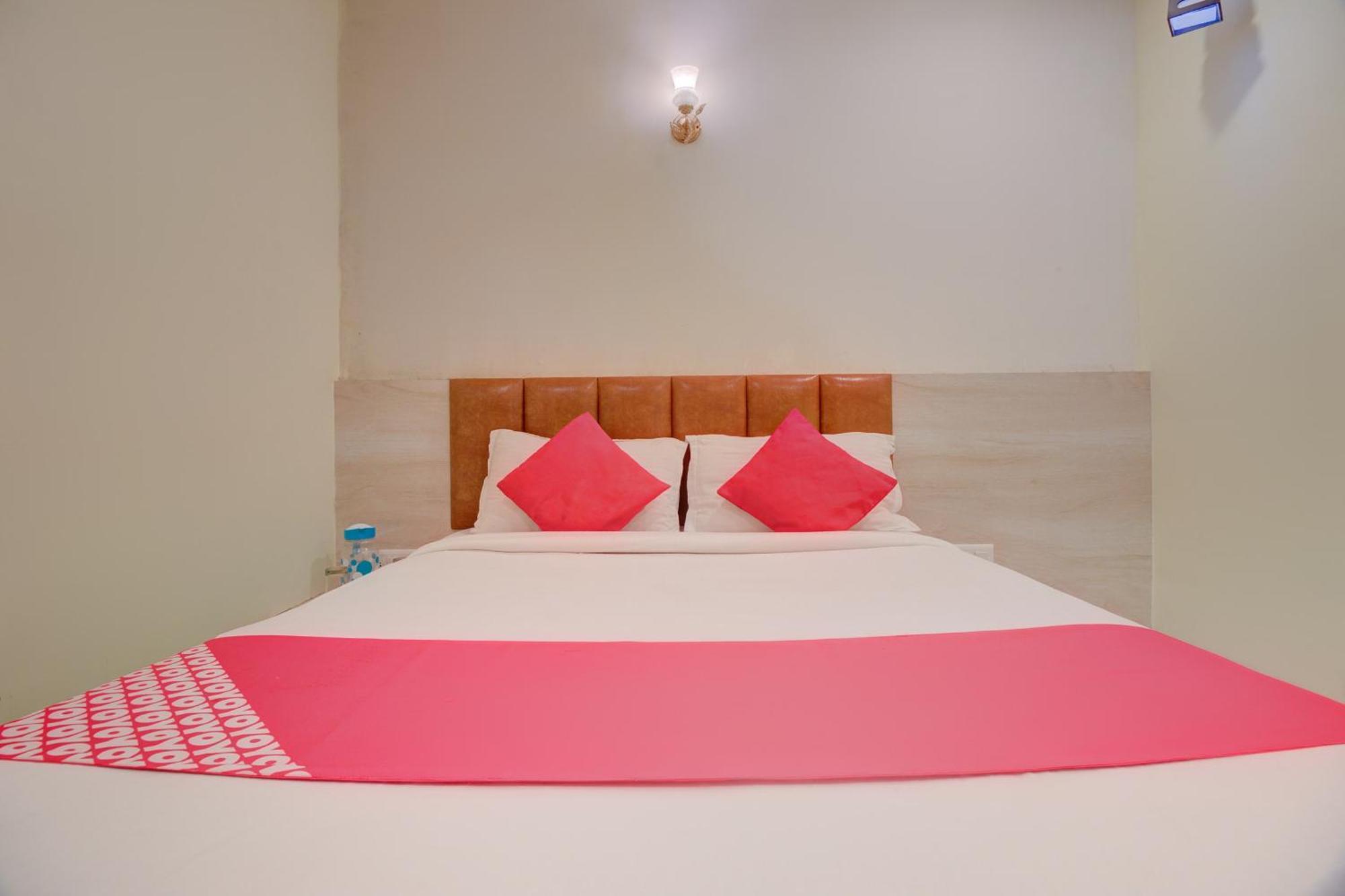 Hotel O Royal Orbit 孟买 外观 照片
